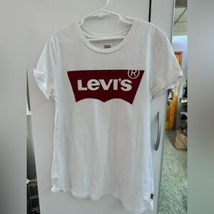 Levi’s Tee